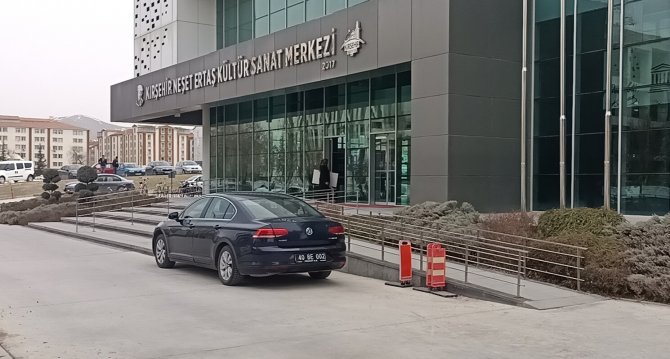 Makam Aracı Değil, Hizmet Aracıymış