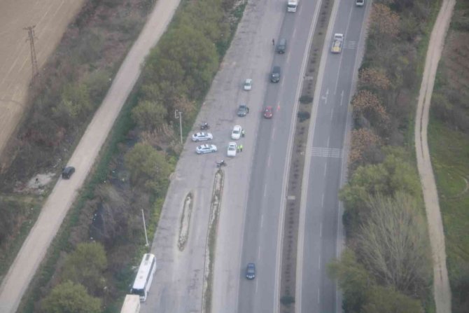 Helikopterle Trafik Denetiminde 10 Araç Trafikten Men Edildi