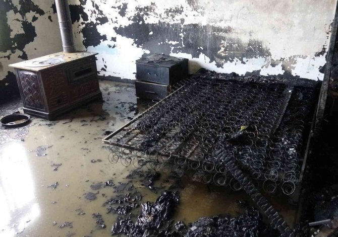 Mersin’de Yangın: 3 Yaşındaki Çocuk Hayatını Kaybetti