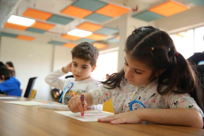 Otizm Farkındalık Günü Programında Doyasıya Eğlendiler