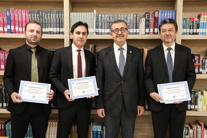 Kütüphane Haftasında Paü’de Hakikat Ve Kütüphaneler Konuşuldu