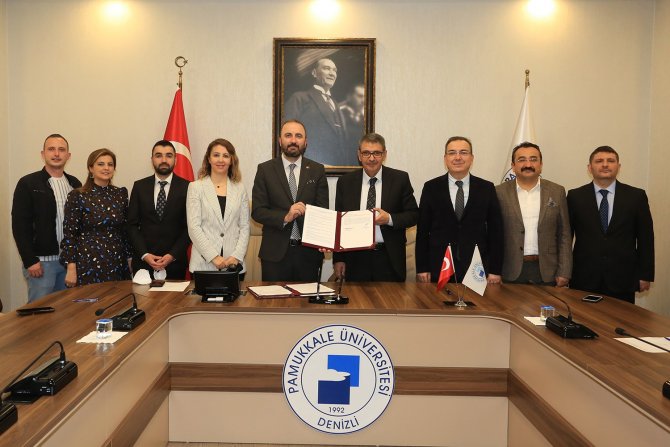 Paü Toplu İş Sözleşmesi Ek Protokolünü İmzaladı