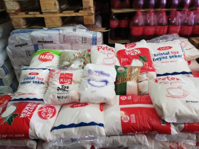 ‘5’er Kiloluk Toz Şekerler Marketlerden Toplatılıp Daha Yüksek Fiyatlardan Satılıyor’