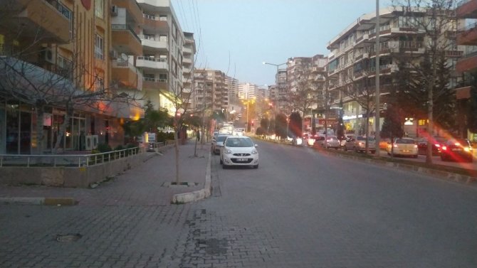 Emekli Öğretmenin Bıçaklanmış Halde Cesedi Bulundu