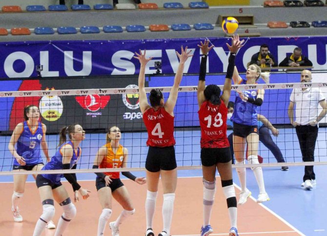 Çukurova Belediyesi Spor Kulübü Mağlubiyetle Başladı