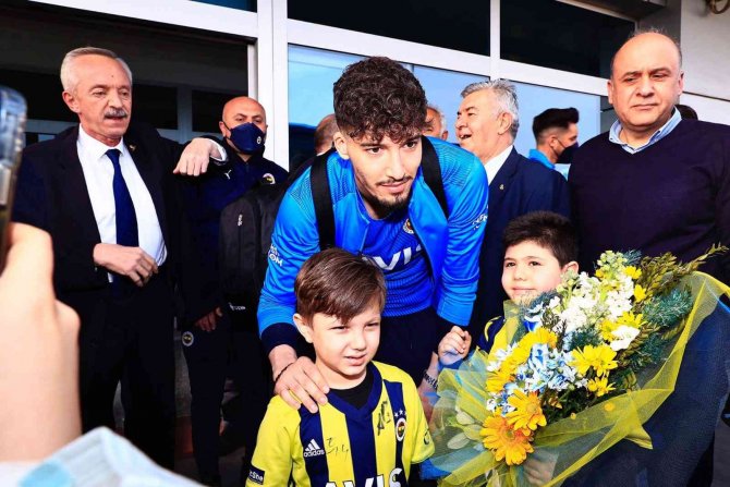 Fenerbahçe Kafilesi Kayseri’de