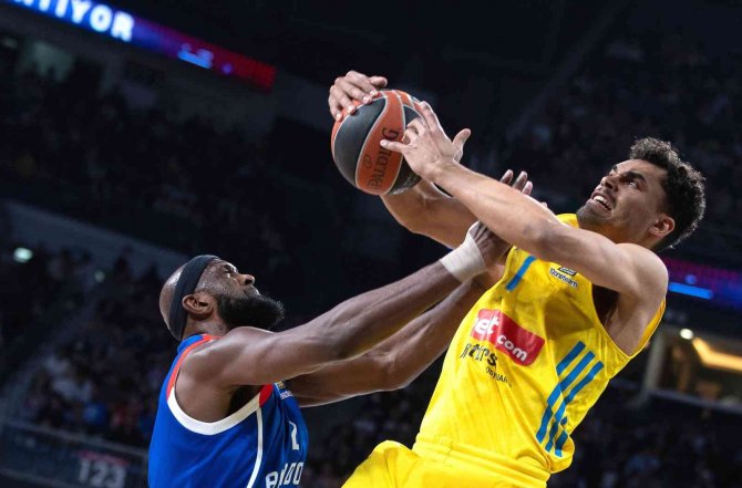 Thy Euroleague: Anadolu Efes: 87 - Alba Berlin: 77