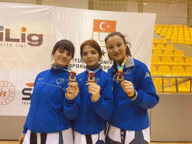 Anadolu Üniversitesi Taekwondo Takımı’ndan Büyük Başarı