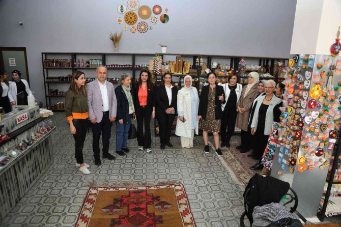 Kadın Kooperatiflerinin Ürünleri Bu Mağazada Sergileniyor