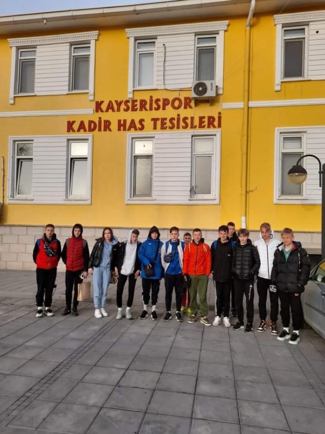 Kayserispor Ukraynalı Sporculara Ev Sahipliği Yapıyor