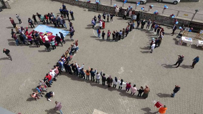 Otizmli Çocuklardan Artı Bir Farkla Şampiyonluk Koreografisi