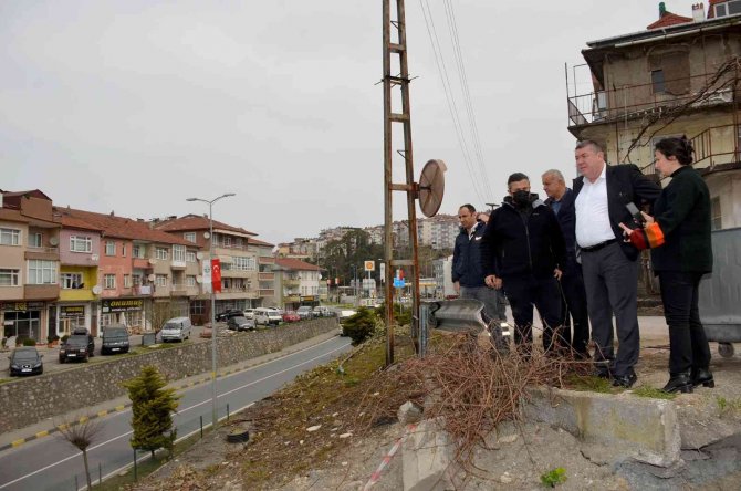 Alaplı’da Üst Geçit Çalışmaları Başlandı