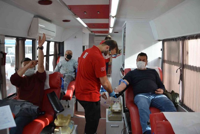 Korkuteli’nde 5 Günde 372 Ünite Kan Bağışı