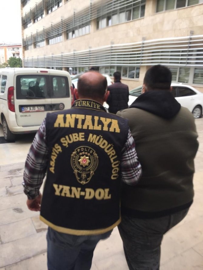 Kapora Dolandırıcılığı Operasyonunda 4 Kişi Tutuklandı