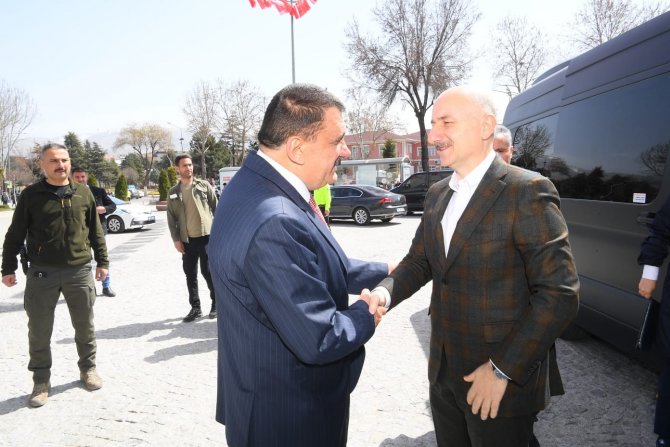 Bakan Karaismailoğlu’ndan Başkan Gürkan’a Ziyaret