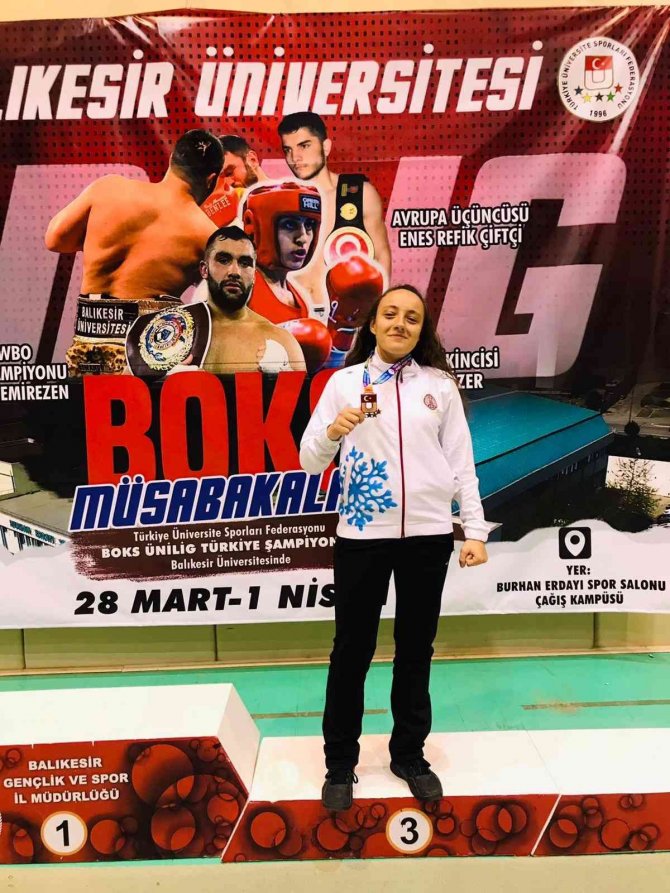 Demir Yumruk Falay, Türkiye Üçüncüsü Oldu