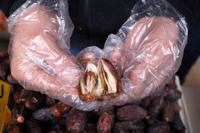 Hurma Kanseri Önlediği Gibi Tok Tutuyor