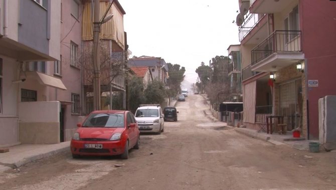 At Arabasıyla Gelip Ellerini Kollarını Sallayarak Hırsızlık Yaptılar
