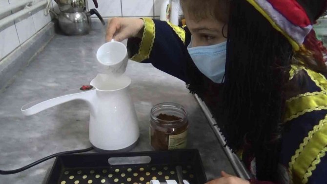 Diyarbakır’da Görme Engelli Öğrenciler E-twinning Projesi İle Engelleri Ortadan Kaldırıyor