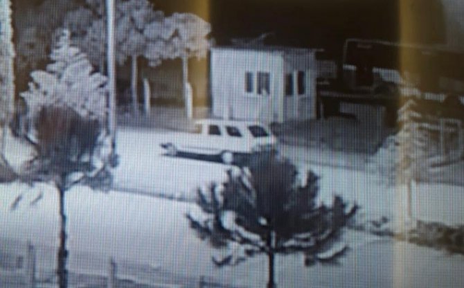 Hırsızlık Şüphelileri Tutuklandı