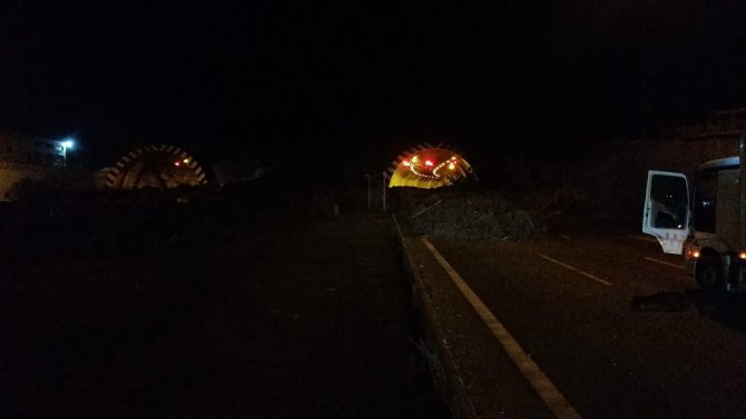 Heyelanla İlgili Düzce Valiliğinden Açıklama