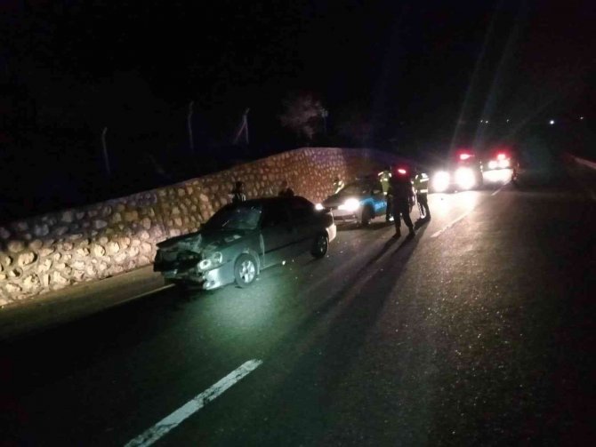 Elazığ’da Otomobil İle Motosiklet Çarpıştı: 1 Ölü, 1 Yaralı