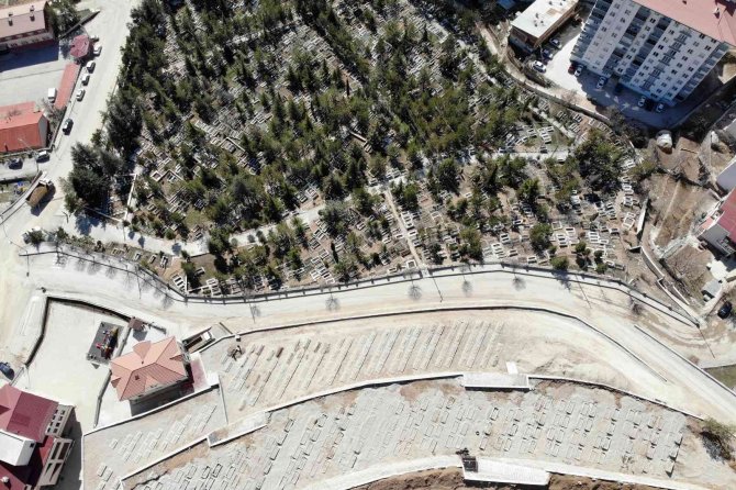 Gümüşhane’de ‘Çarpık Mezarlaşma’ Kıbleyi Şaşırttı