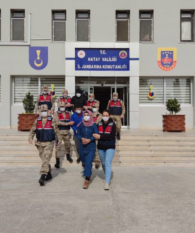 Hatay’da Göçmen Kaçakçılığı Yapan 2 Şüpheli Tutuklandı
