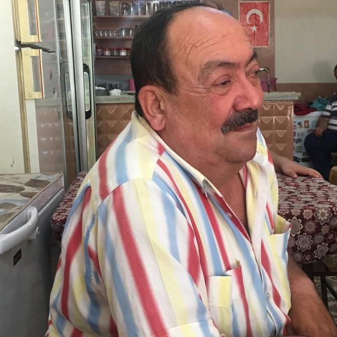 Evinin Yanmasına Kalbi Dayanmadı