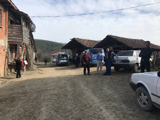 3 Aile Arasında Çıkan Kavgada Silahlar Konuştu: 1 Ölü, 2 Ağır Yaralı