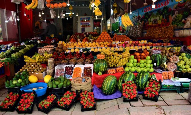 Erik Tezgaha İndi, Tanesi 10 Liradan Satılıyor