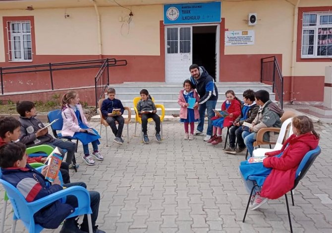 Selendi’de Kitap Okuma Etkinliği