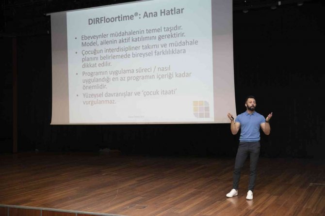 Mersin’de Dünya Otizm Farkındalık Günü Semineri