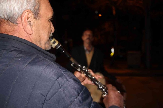 Elazığlılar İlk Sahura Davul Ve Klarnet Sesiyle Uyandı