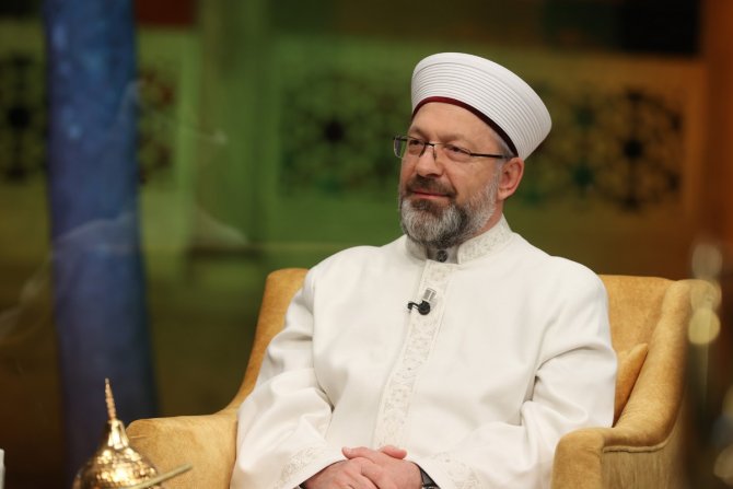 Diyanet İ̇şleri Başkanı Erbaş: "Namaz Çok Önemli, Namaz Dinin Direği, Müminin Miracıdır"