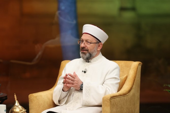 Diyanet İ̇şleri Başkanı Erbaş: "Namaz Çok Önemli, Namaz Dinin Direği, Müminin Miracıdır"