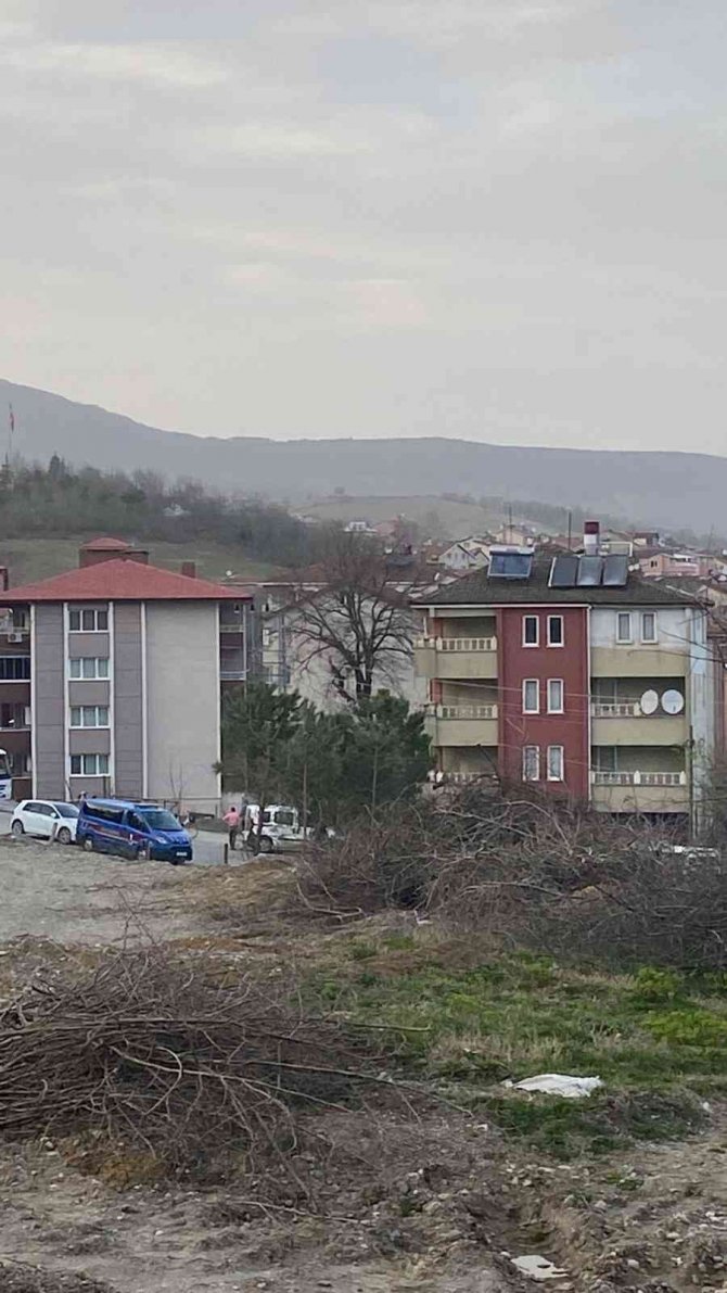 Yaşlı Adam Evinde Ölü Bulundu