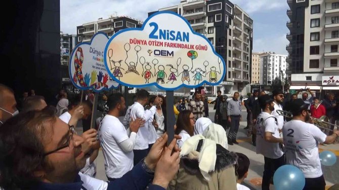 Diyarbakır’da, Otizmli Çocuklar İçin Farkındalık Etkinliği