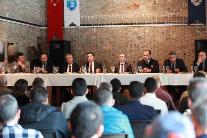 Sezon Öncesi Esnaf Bilgilendirildi