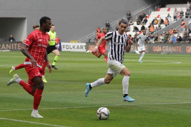 Spor Toto Süper Lig: Altay: 0 - Antalyaspor: 1 (İ̇lk Yarı)
