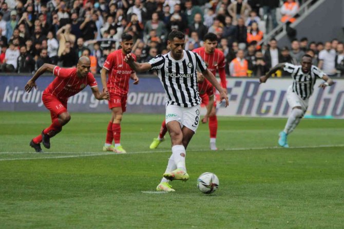 Spor Toto Süper Lig: Altay: 1 - Antalyaspor: 2 (Maç Sonucu)