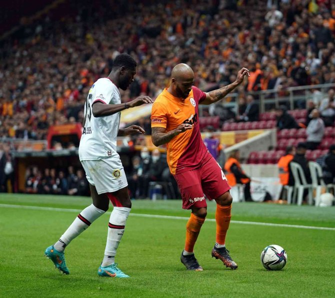 Spor Toto Süper Lig: Galatasaray: 2 - Fatih Karagümrük: 0 (Maç Sonucu)