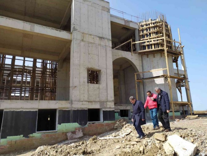 Rektör Cebeci’den Kampüs Cami İnşaatında İnceleme