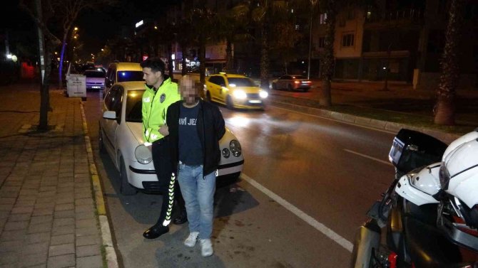 Polisten Kaçan Alkollü Sürücüden İnanılmaz Sözler: "İ̇nsanların Hayatını Tehlikeye Sokuyorum, Onlar Da Bizim Hayatımızı Tehlikeye Sokuyor, Ne Olmuş "