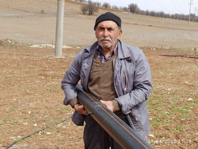 Sulama Borularını Testereyle Kesip Kullanılmaz Hale Getirdiler