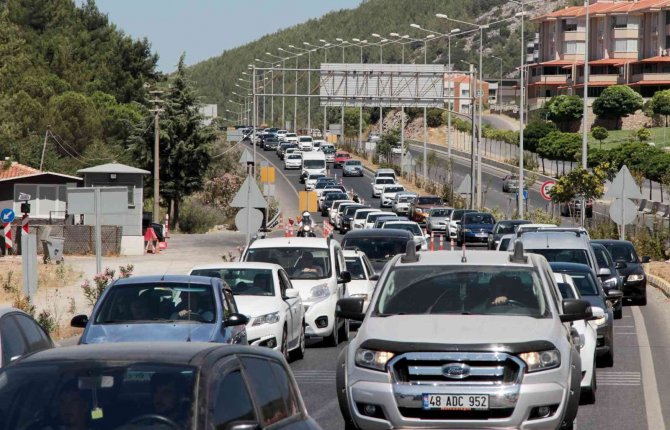 Çevre Şehircilik Müdürlüğü’nden Araç Sahibi Ve Sürücülere Uyarı
