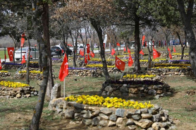 Denizli’de Cabar Şehitleri Unutulmadı