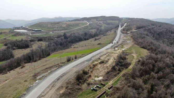 Kurtuluş Yolu Yenileniyor