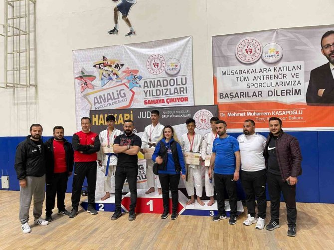 Hakkari’de Judo Grup Müsabakaları Başladı