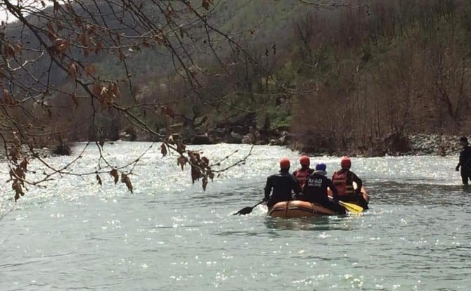 Şehit Kupsen’i 28 Dalgıçla Birlikte Toplam 358 Personel Aradı